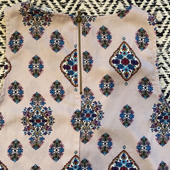 Light pink print blouse - Picture 3 of 4